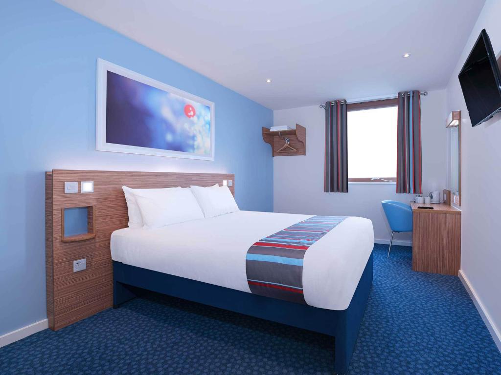 Travelodge Dover, budget hotel, double room, St James Retail & Leisure Park